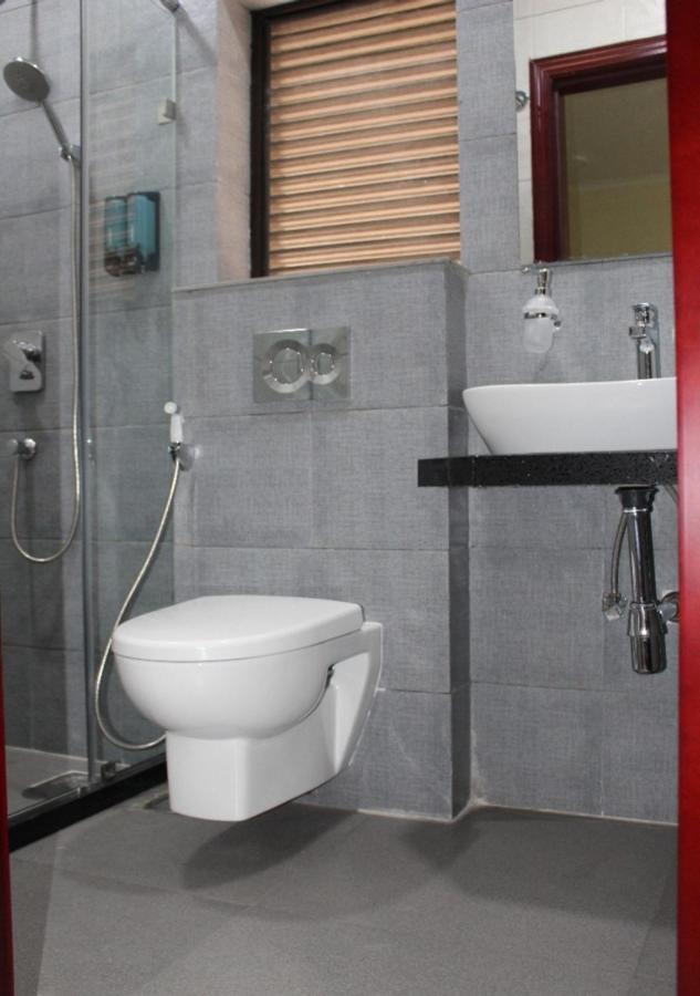 Ixoras Hotel Kinshasa Kültér fotó