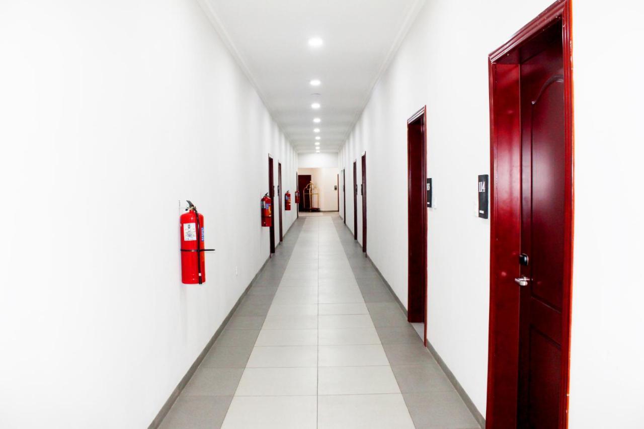 Ixoras Hotel Kinshasa Kültér fotó
