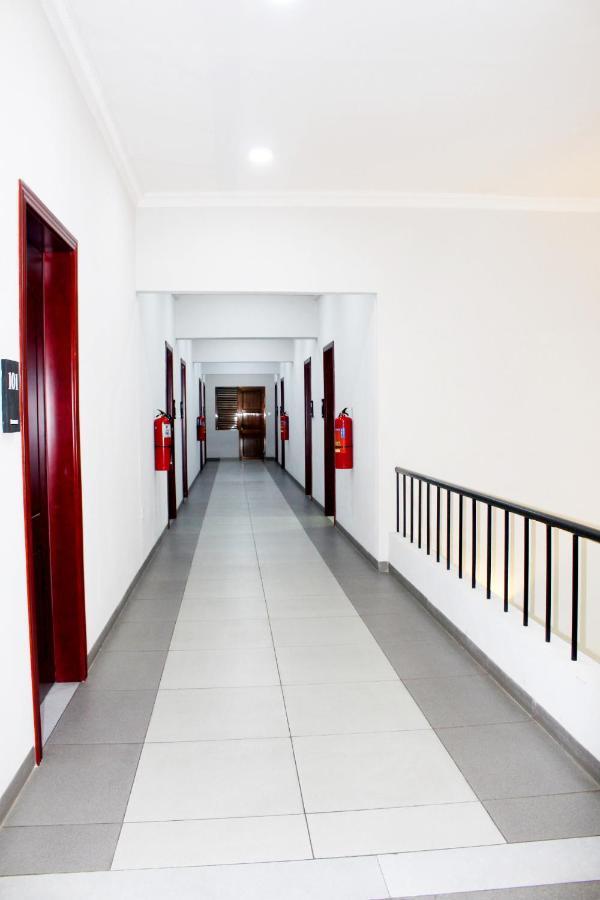 Ixoras Hotel Kinshasa Kültér fotó