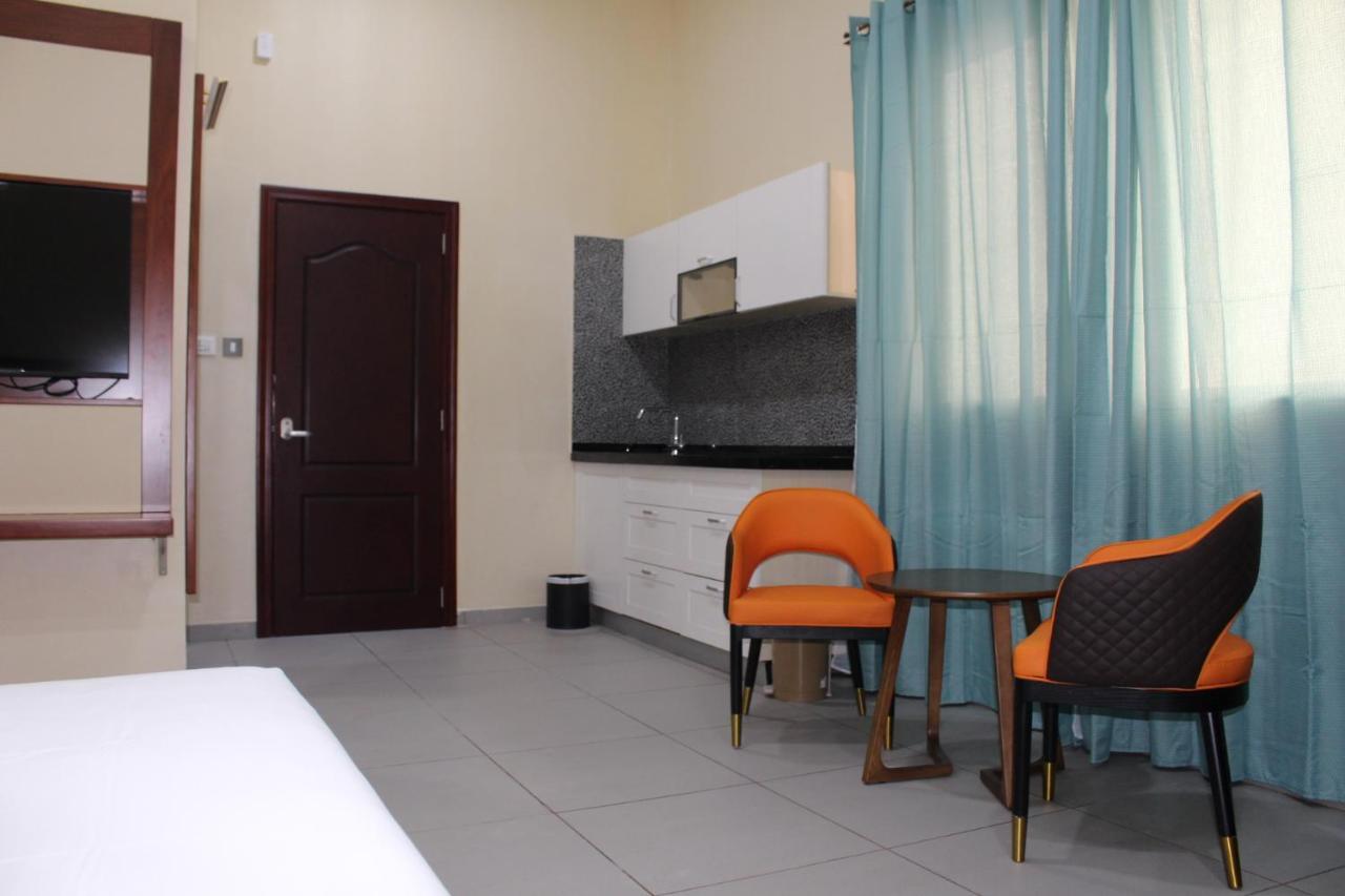 Ixoras Hotel Kinshasa Kültér fotó